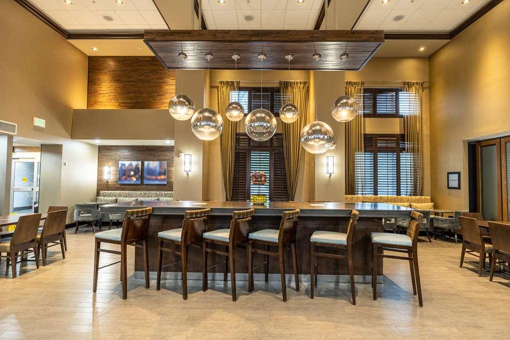 Hampton Inn & Suites Greensboro/Coliseum Area Eksteriør bilde