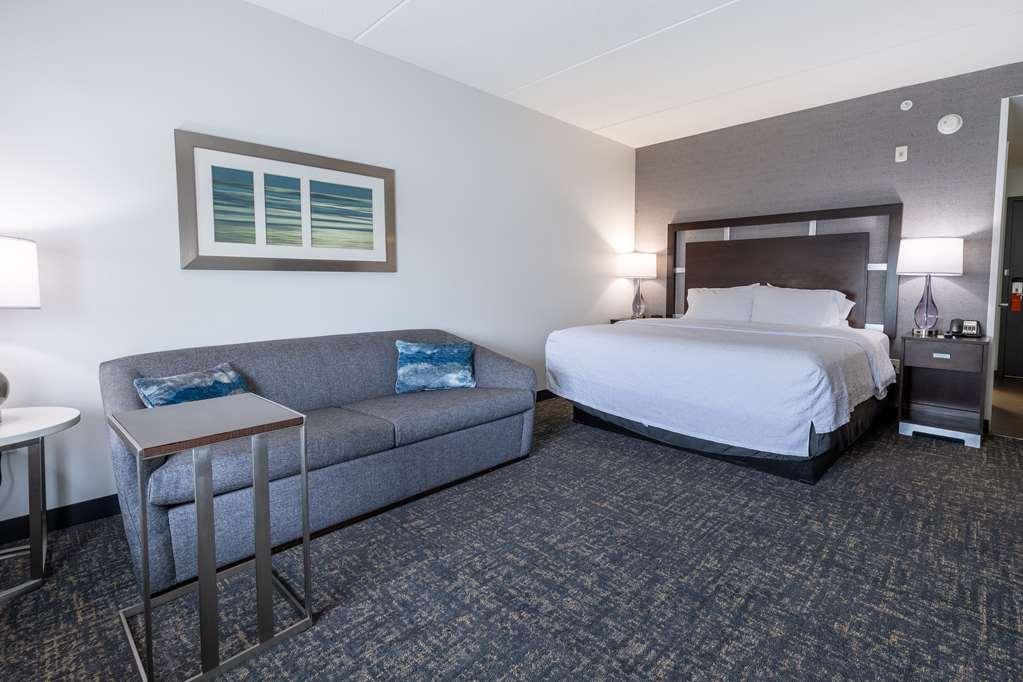 Hampton Inn & Suites Greensboro/Coliseum Area Rom bilde